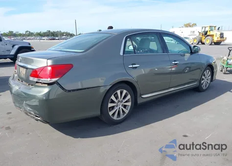 2011 Toyota Avalon Limited z USA, uszkodzony, nr VIN 4T1BK3DB4BU403115